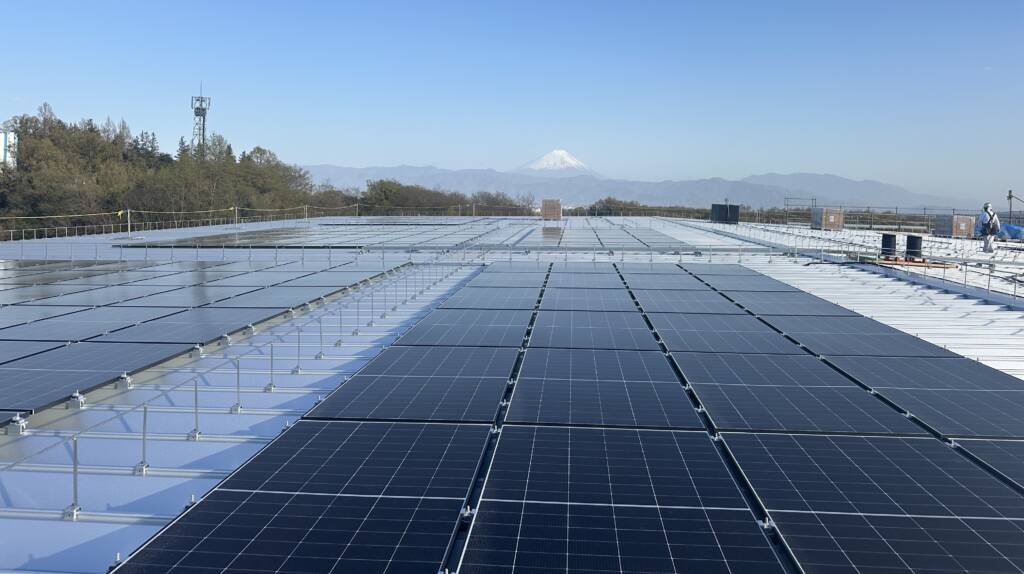 N市　市営体育館太陽光設置工事 ・容量 180kw ・設置形態 屋根上 ・用途 PPA
